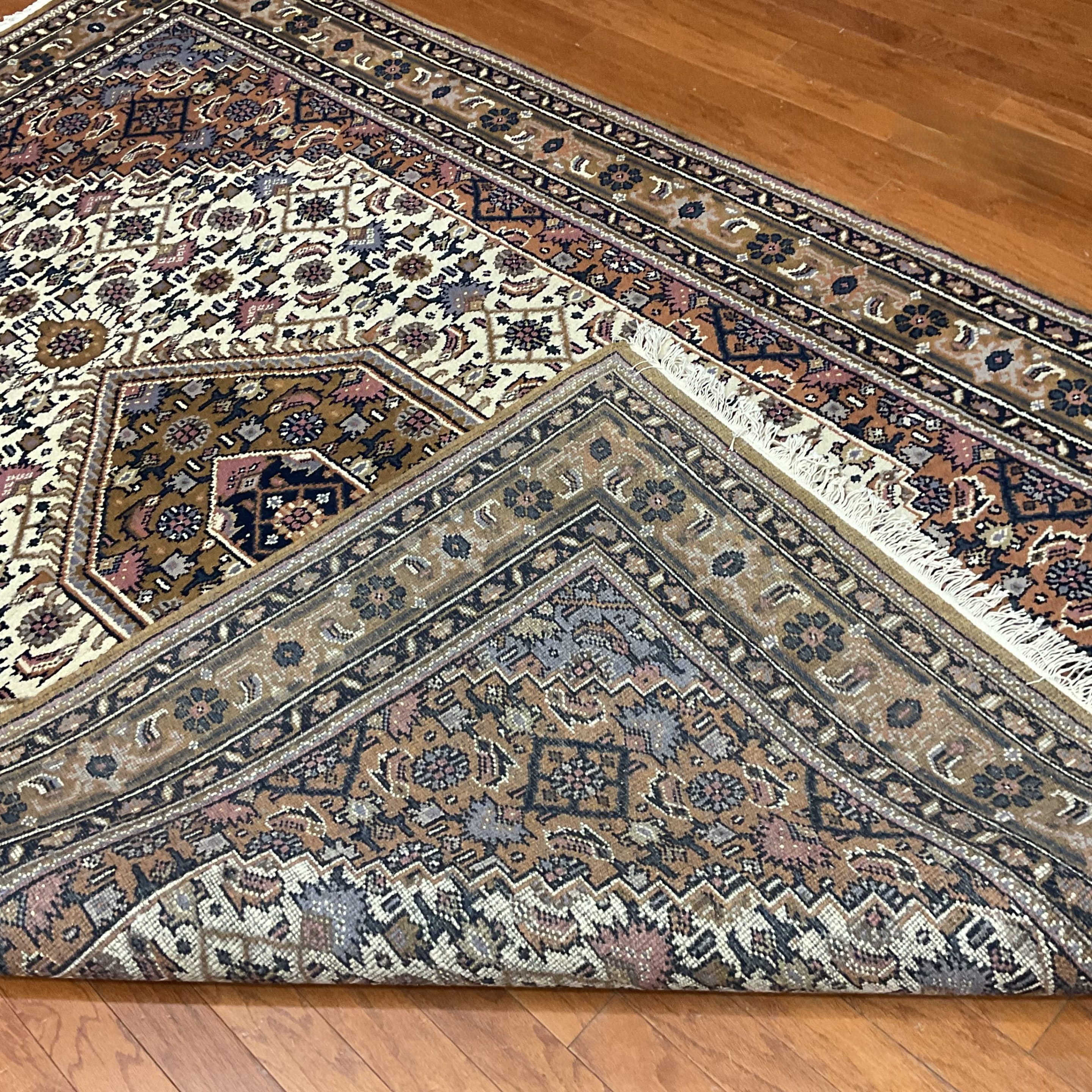 Indo Hand-knotted Bidjar Wool Rug (6'7 x 9'10) - Image 2