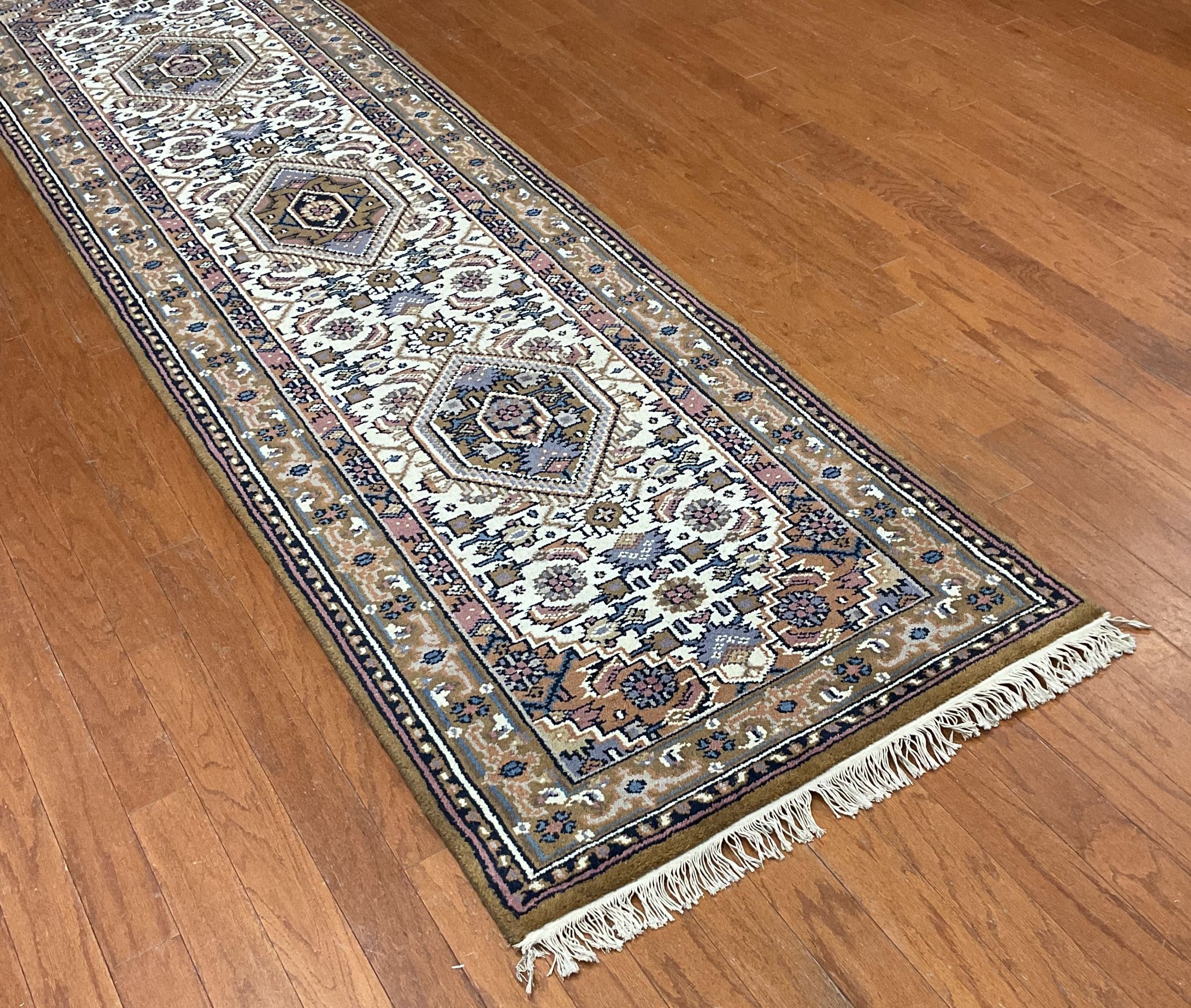 Indo Handmade Bidjar Wool Rug - 2'9x10' - Image 5